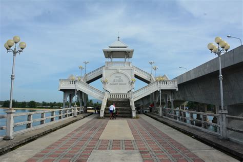 Travels - Ballroom Dancing - Amusement Parks: Sarasin Bridge, connecting Phuket with the main land