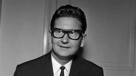 Roy Orbison facts: Singer's wife, children, songs, death and why he always wore... - Smooth