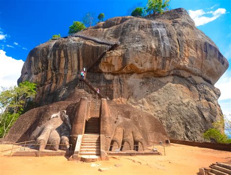 Sigiriya rock fortress, Sri Lanka http://ow.ly/o42gh | Wonders of the ...