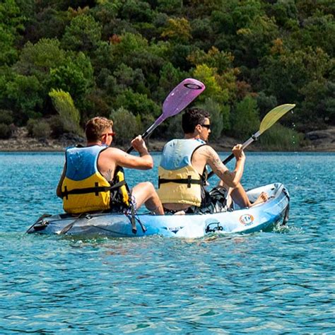 Activités nautiques au Lac de Saint Cassien : location de pédalo et paddle