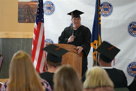 Montana State Prison inmates graduate from Helena College automotive program