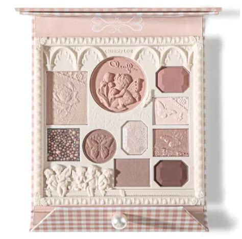 Chinese Makeup Brands With Beautiful Packaging (2024)