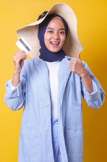 Premium Photo | Asian muslim woman showing thumb up and the membership card mockup shopping ...