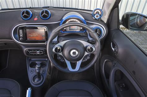 Smart ForTwo EQ Interior, Sat Nav, Dashboard | What Car?