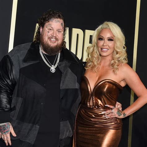 Who is Luke Combs' influential wife Nicole Hocking? All you need to ...