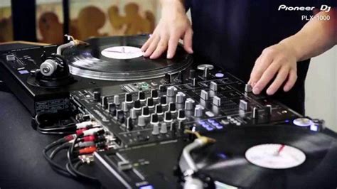 DJ Turntables : Pioneer PLX 1000 VS Technics SL 1210 – The DJ Planet