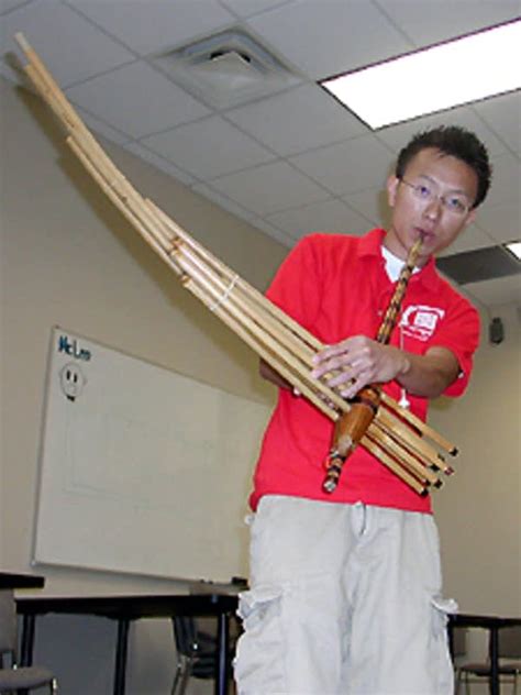 Hmong find ways to keep traditional music alive | MPR News