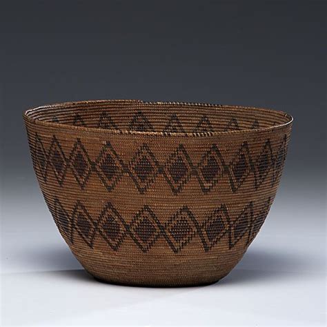 Yokuts Basket | American Indian Art | ca 1900 - 1925. | American indian art, American indian ...