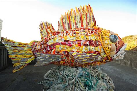 Washed Ashore Project | Art to save the sea | Trash art, Conservation art, Ocean trash art