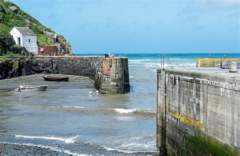 Porthgain Harbour Pembrokeshire West Wales - Canvas Print