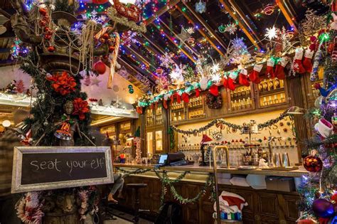 Toronto is getting a Christmas-themed bar