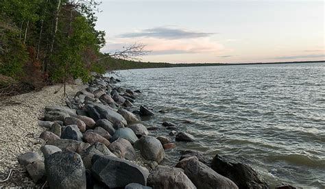 The Primary Inflows And Outflows Of Lake Winnipeg - WorldAtlas.com