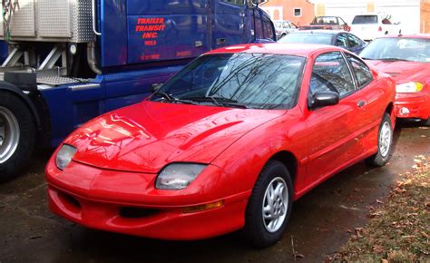 Pontiac Sunfire (98) | Tony's new car. It's automatic (boo),… | Flickr