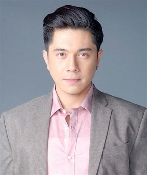 Paulo Avelino – Movies, Bio and Lists on MUBI