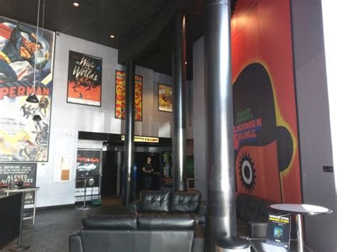 Movie Theater «Cinebarre Issaquah 8», reviews and photos, 1490 11th Ave NW, Issaquah, WA 98027, USA