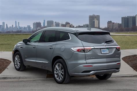 Is the 2023 Buick Enclave Avenir a Good SUV? 3 Pros, 4 Cons | Cars.com