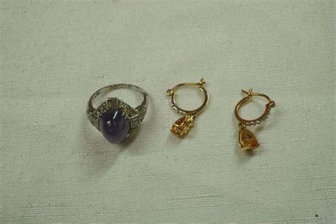 Lot of 14k Gold Jewelry - Yellow Tag Auctions