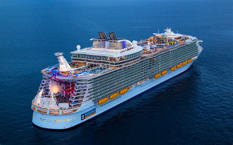 Royal Caribbean's Symphony of the Seas Cruise Ship, 2018 and 2019 ...