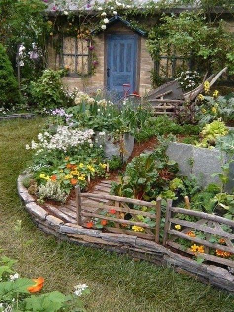 Cozy Country Garden To Make More Beauty For Your Own 18 | Rustic gardens, Cottage garden ...