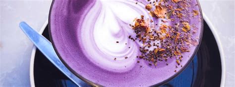 Coconut Hibiscus Tea Latte | NOW Foods
