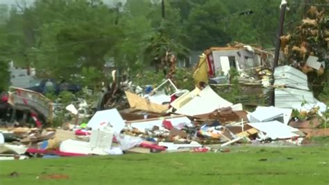 Possible tornado hits city of Franklin, Texas and multiple injuries reported | abc13.com