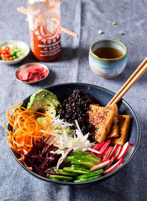 Vegan sushi bowl - Lazy Cat Kitchen