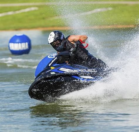 Yamaha SuperJet | Yamaha waverunner, Waverunner, Yamaha racing