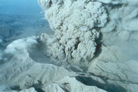 Philippines volcano: Cataclysmic Pinatubo eruption masked sea level ...