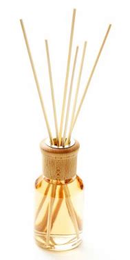 Essential Oil Reed Diffuser Recipe | AromaWeb