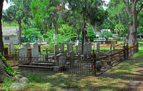 Historical Cemeteries of the Golden Isles