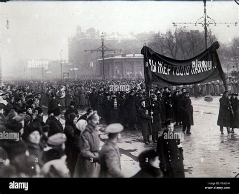 Petrograd february revolution hi-res stock photography and images - Alamy