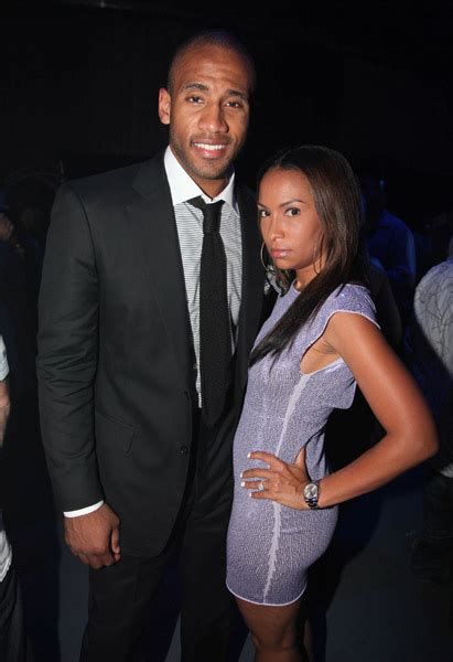 Dahntay Jones and wife adding to the family ~ NBA FrontPage