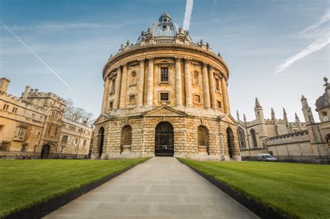 Oxford University and City Walking Tour | Experience Oxfordshire