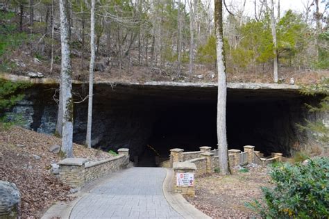 Cathedral Caverns - VacationsAlabama.com