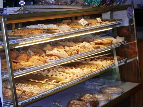 Dianda's Italian Bakery & Cafe, Fair Oaks - Menu, Prices & Restaurant Reviews - TripAdvisor ...