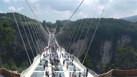 Glass Bridge Zhangjiajie Tianmen Mountain - YouTube