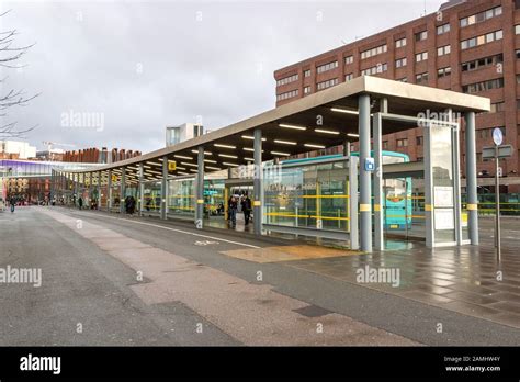 Canning place liverpool bus hi-res stock photography and images - Alamy