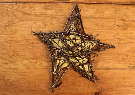 That Craft Guy — Let's Make a Twig Art!