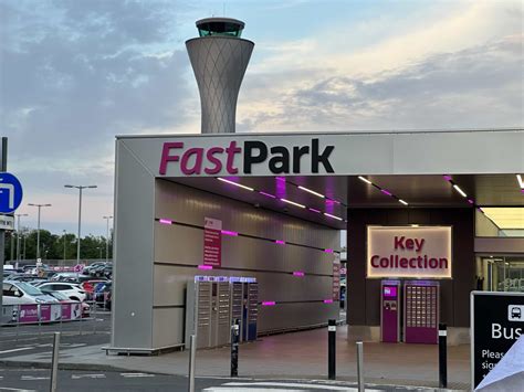 The ultimate guide to Edinburgh Airport parking - Landing Lifestyle