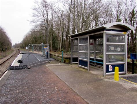 Pontarddulais Railway Station, Swansea (Abertawe) - area information, map, walks and more