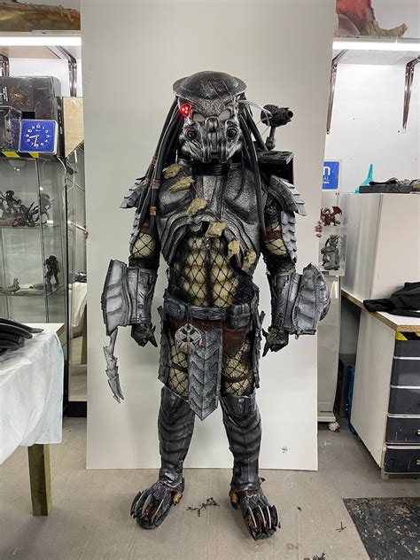 Predator Celtic Cosplay Costume - Etsy Nederland