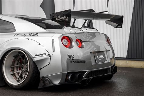 LB-WORKS NISSAN GT-R R35 type 1 - Liberty Walk | リバティーウォーク Complete car ...