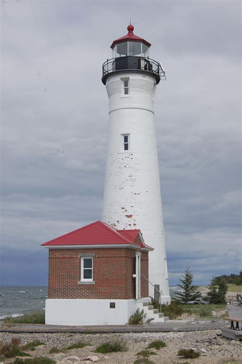 5 Michigan Lighthouses Will Receive State Grants For Improvements In 2015 - Travel the Mitten