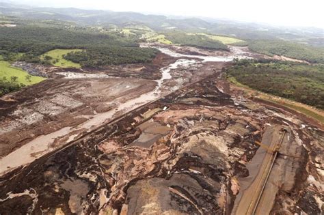 FOTOS: Rompimento de barragem atinge comunidades em Brumadinho (MG ...