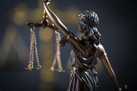 Lady Justice Statue Stock Photo - Indiana Personal Injury Lawyers | Ken ...