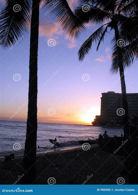 Wakiki beach sunet stock image. Image of wave, purple, yellow - 900285