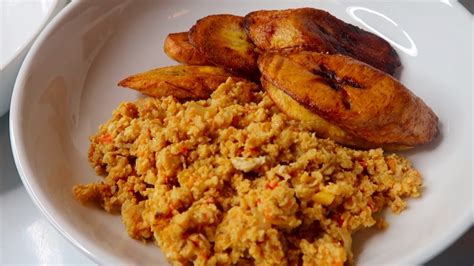 FRIED PLANTAIN & EGG RECIPE - YouTube