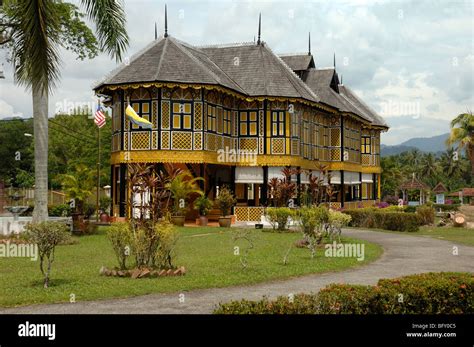 Istana Kenangan, Former Royal Memorial Palace (built 1926-31) now the Royal Museum, & Gardens ...