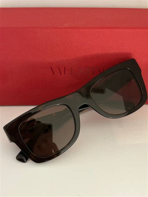 Valentino - Sunglasses - Catawiki