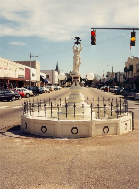 Boll Weevil Monument | Downtown Enterprise, Alabama | Jimmy Emerson ...